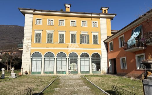 Botticino (BS) Villa Carini in vendita