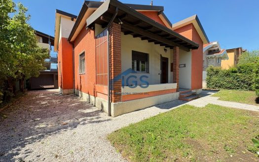 Villetta indipendente, Zona Chiesanuova, Brescia (BS)