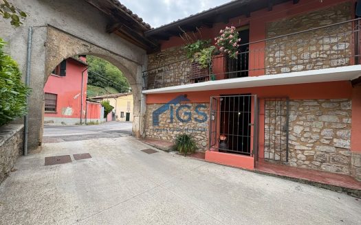 Gussago (BS) Porzione di Casa ristrutturata su due livelli